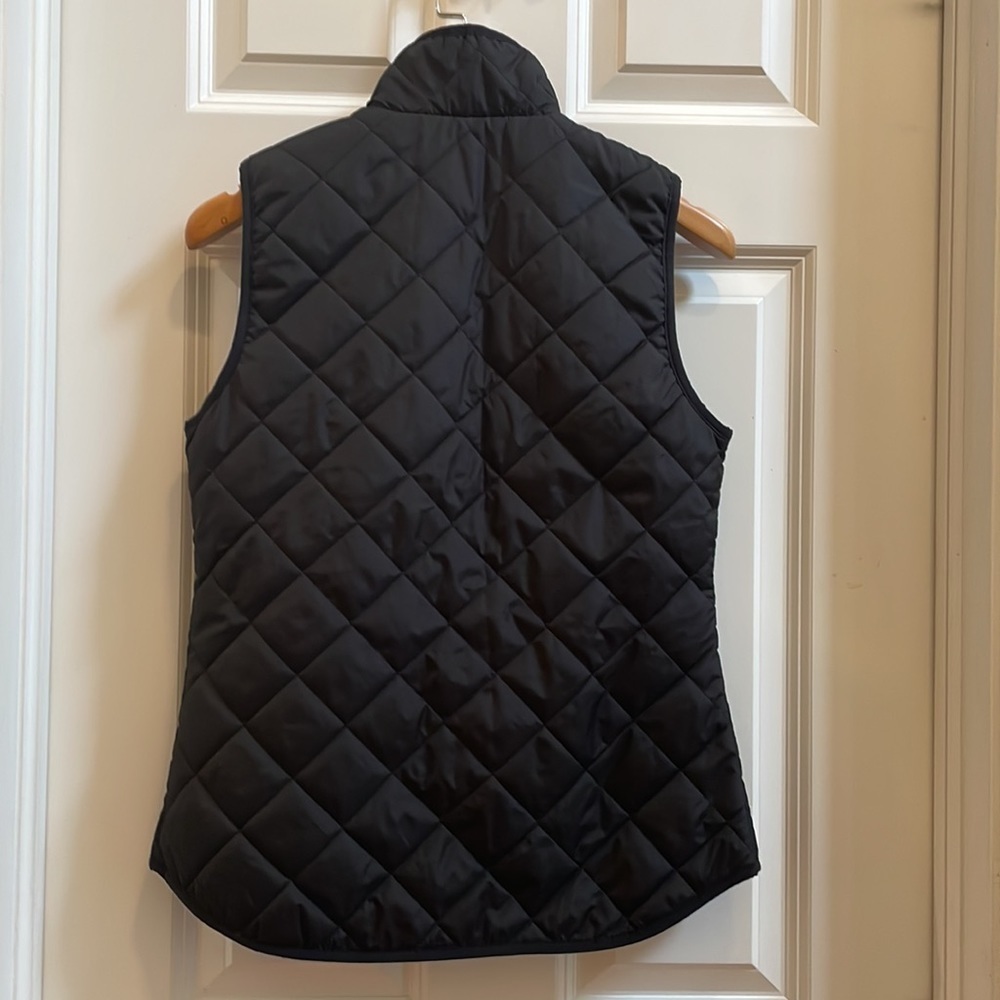 Old Navy quilted vest with gold zipper - Picture 2 of 3